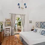 Punta Regina Hotel