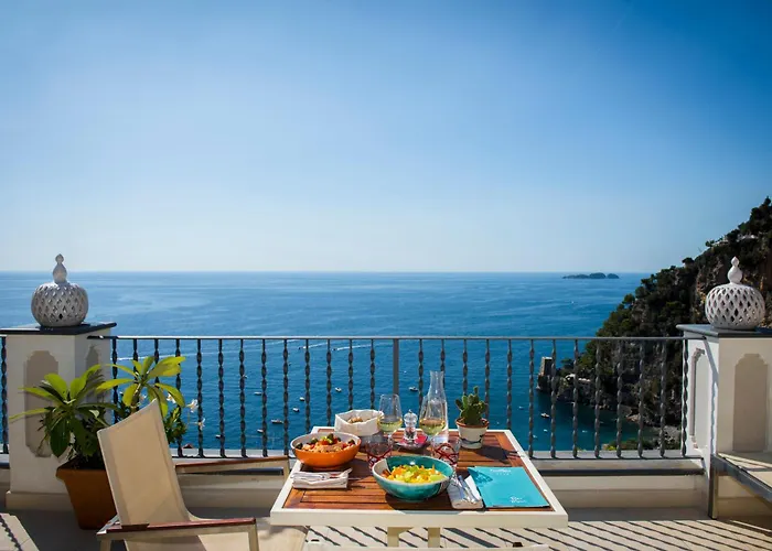 푼타 레지나 호텔