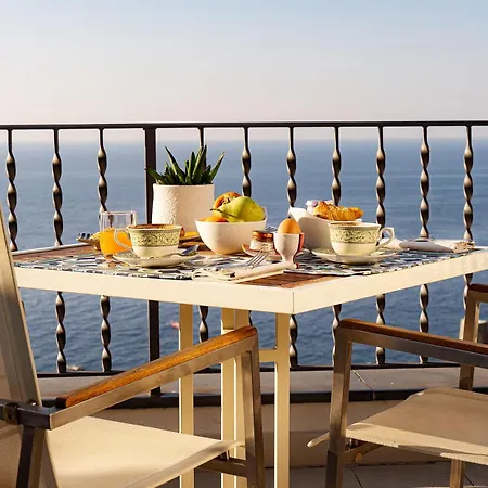 Punta Regina Hotel 4*