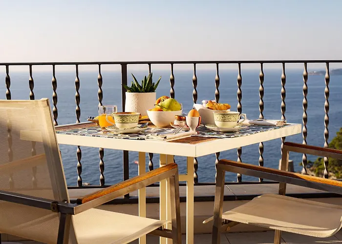 Punta Regina Hotel 4*
