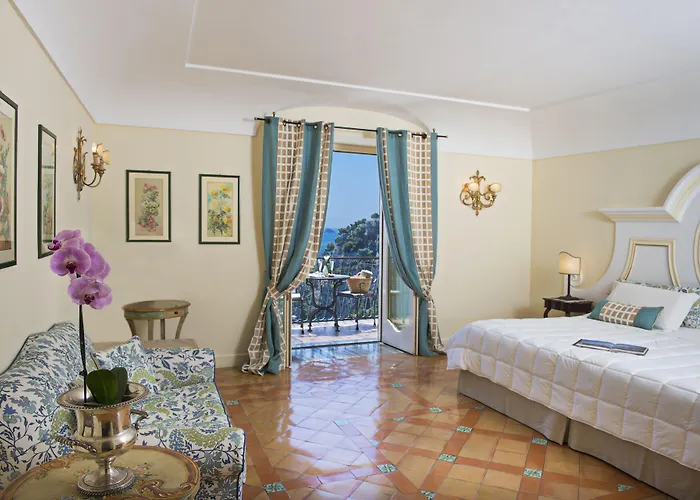 Punta Regina Hotell 4*