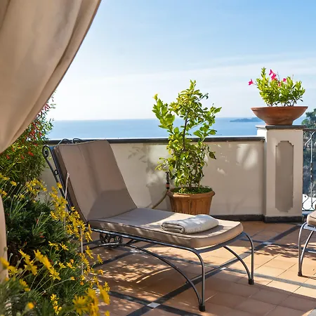 Punta Regina Szálloda Positano